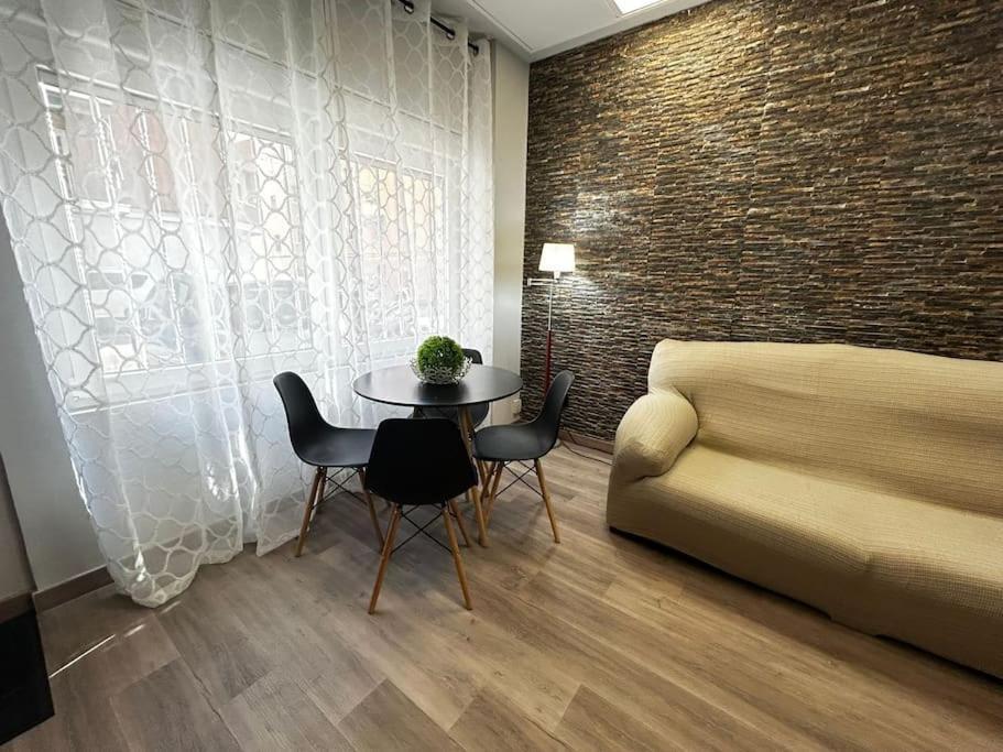 Apartamento Amueblado En El Centro De Madrid Exterior foto