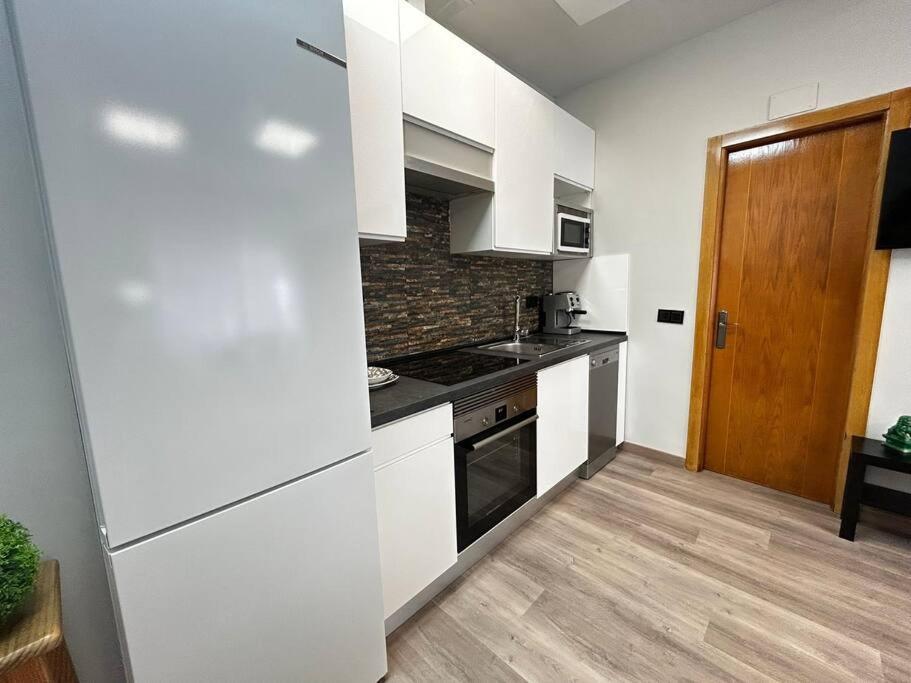 Apartamento Amueblado En El Centro De Madrid Exterior foto