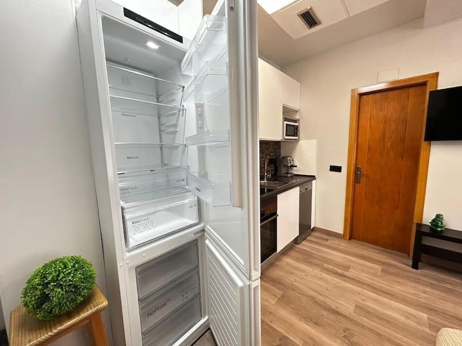 Apartamento Amueblado En El Centro De Madrid Exterior foto